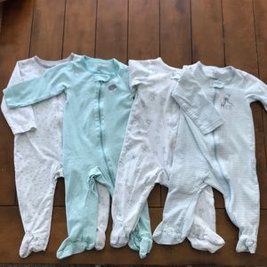 Set of 4 zippered footed sleepers 9 months